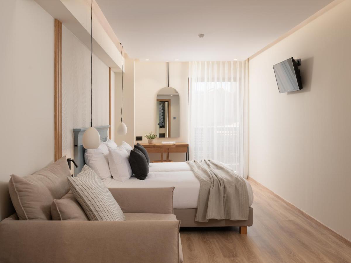 Hotel Ideon 레팀노 외부 사진