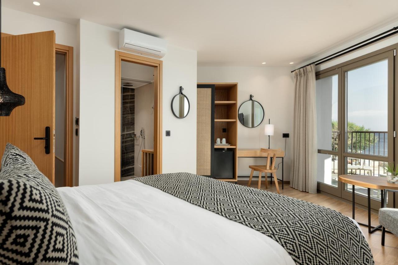 Hotel Ideon 레팀노 외부 사진
