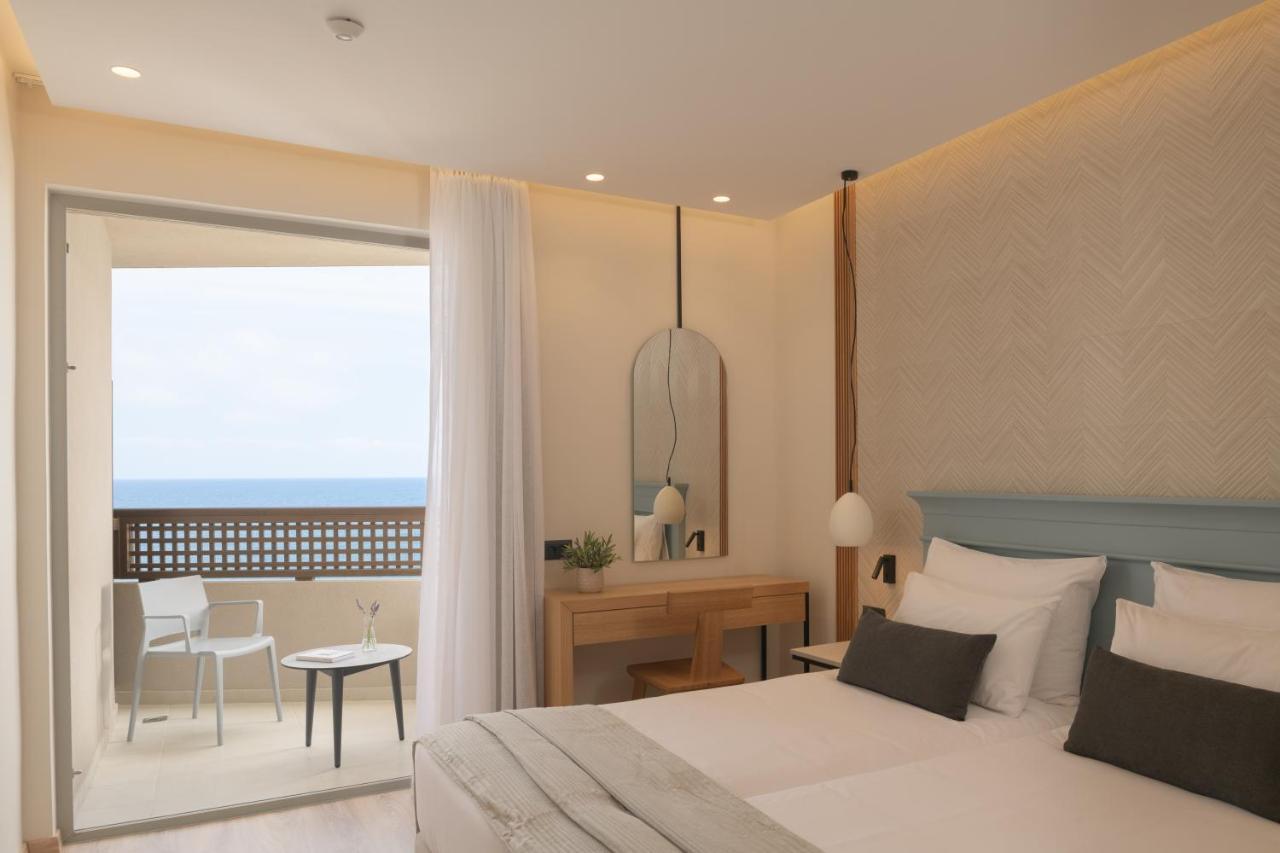 Hotel Ideon 레팀노 외부 사진