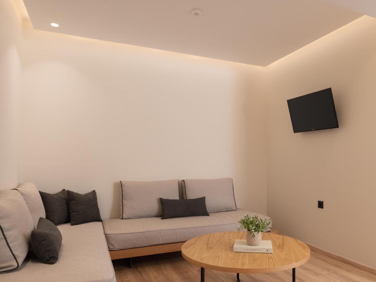 Hotel Ideon 레팀노 외부 사진