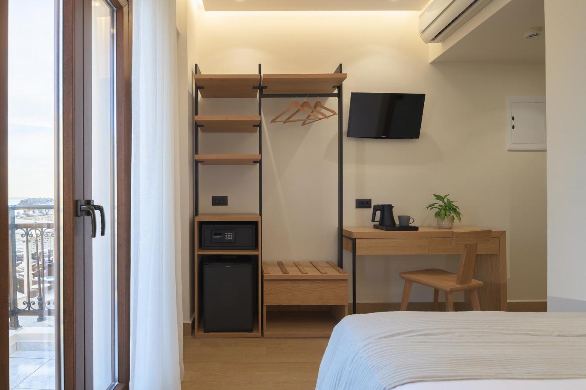 Hotel Ideon 레팀노 외부 사진
