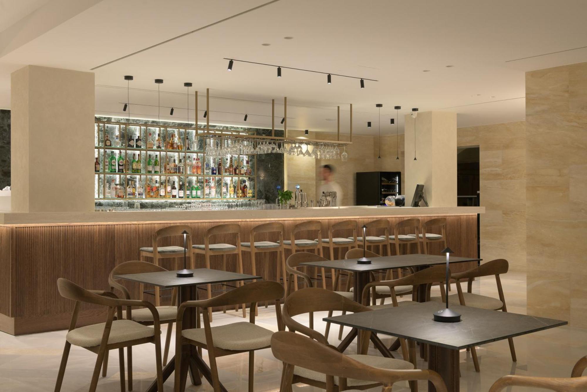 Hotel Ideon 레팀노 외부 사진